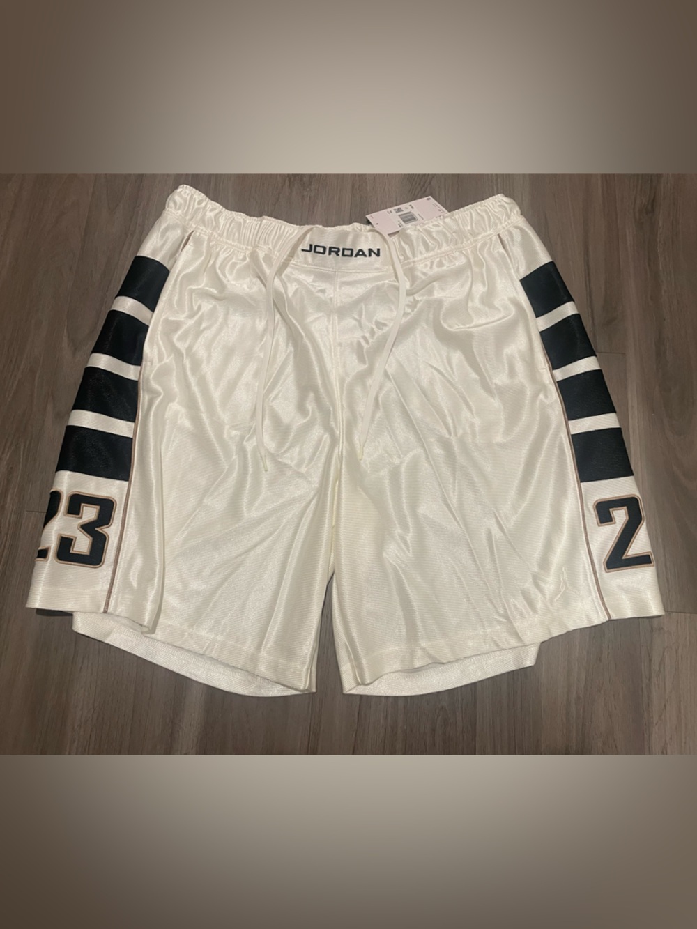 Brand new Jordan Brand “Brooklyn Cat” shorts — white — Size 2XL